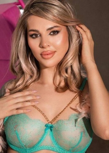 Карина, Г. Глазов